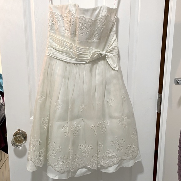 Cream Betsy Johnson dress - Picture 1 of 4